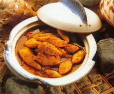 Kenus Mebase. curry squid. Mainski. Nusa Lembongan, Bali.