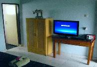 Mainski Lembongan Island resort Hotel Deluxe Aircon room