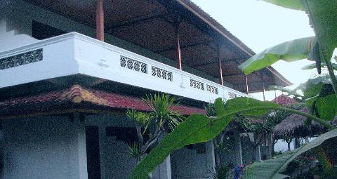 Mainski Lembongan Resort hotel rooms