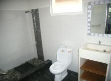 Mainski Nusa Lembongan accommodation. Deluxe Air-con Room - New Bathroom