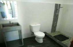 New Bathroom at Mainski, Nusa Lembongan Resort Hotel, Bali.