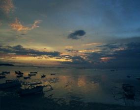Sunset at Mainski Nusa Lembongan Hotel Accommodation.